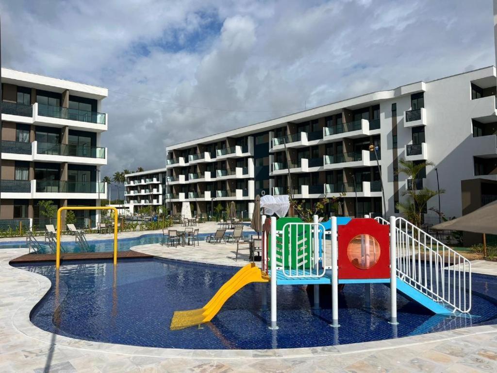 Porto De Galinhas- Flat Terreo Frente Piscinas- Muro Alto-b18 *