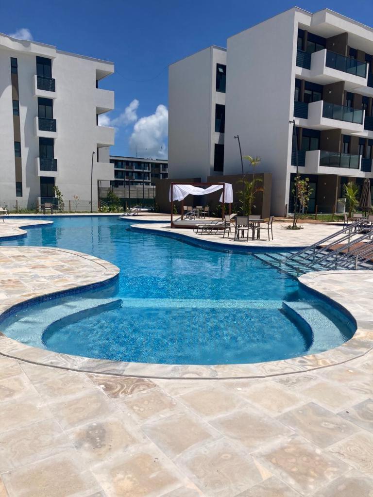 Porto De Galinhas- Flat Terreo Frente Piscinas- Muro Alto-b18 *